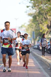 BIB: 3039
                            <button type="button" onclick="openModal(6514544)" class="btn btn-primary btn-sm float-right btn-popup" data-toggle="modal" data-target=".modal-high-quality">
                        <i class="fas fa-shopping-cart"></i> Add to Cart
                    </button>
                                            <button type="button" onclick="isThisMe(6514544, true)" class="btn btn-success btn-sm float-right btn-popup btn-isme hidden" data-toggle="tooltip" data-placement="bottom" title="นี่คือรูปของคุณใช่ไหม คลิกที่นี่เพื่อเอาเข้าอัลบั้ม">
                        <i class="fas fa-plus"></i> Add to album
                    </button>
                    <button type="button" onclick="isThisMe(6514544, false)" class="btn btn-warning btn-sm float-right btn-popup btn-isnotme hidden">
                        <i class="fas fa-ban"></i> Remove from album
                    </button>