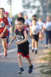 BIB: 7256
                            <button type="button" onclick="openModal(6513940)" class="btn btn-primary btn-sm float-right btn-popup" data-toggle="modal" data-target=".modal-high-quality">
                        <i class="fas fa-shopping-cart"></i> Add to Cart
                    </button>
                                            <button type="button" onclick="isThisMe(6513940, true)" class="btn btn-success btn-sm float-right btn-popup btn-isme hidden" data-toggle="tooltip" data-placement="bottom" title="นี่คือรูปของคุณใช่ไหม คลิกที่นี่เพื่อเอาเข้าอัลบั้ม">
                        <i class="fas fa-plus"></i> Add to album
                    </button>
                    <button type="button" onclick="isThisMe(6513940, false)" class="btn btn-warning btn-sm float-right btn-popup btn-isnotme hidden">
                        <i class="fas fa-ban"></i> Remove from album
                    </button>