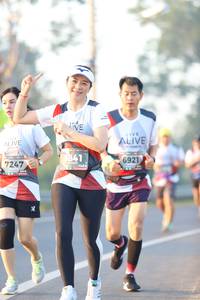 BIB: 841, 7247, 6921, 128
                            <button type="button" onclick="openModal(6513354)" class="btn btn-primary btn-sm float-right btn-popup" data-toggle="modal" data-target=".modal-high-quality">
                        <i class="fas fa-shopping-cart"></i> Add to Cart
                    </button>
                                            <button type="button" onclick="isThisMe(6513354, true)" class="btn btn-success btn-sm float-right btn-popup btn-isme hidden" data-toggle="tooltip" data-placement="bottom" title="นี่คือรูปของคุณใช่ไหม คลิกที่นี่เพื่อเอาเข้าอัลบั้ม">
                        <i class="fas fa-plus"></i> Add to album
                    </button>
                    <button type="button" onclick="isThisMe(6513354, false)" class="btn btn-warning btn-sm float-right btn-popup btn-isnotme hidden">
                        <i class="fas fa-ban"></i> Remove from album
                    </button>