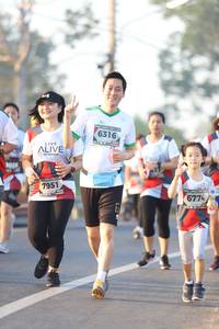 BIB: 6316, 7951, 6774
                            <button type="button" onclick="openModal(6513757)" class="btn btn-primary btn-sm float-right btn-popup" data-toggle="modal" data-target=".modal-high-quality">
                        <i class="fas fa-shopping-cart"></i> Add to Cart
                    </button>
                                            <button type="button" onclick="isThisMe(6513757, true)" class="btn btn-success btn-sm float-right btn-popup btn-isme hidden" data-toggle="tooltip" data-placement="bottom" title="นี่คือรูปของคุณใช่ไหม คลิกที่นี่เพื่อเอาเข้าอัลบั้ม">
                        <i class="fas fa-plus"></i> Add to album
                    </button>
                    <button type="button" onclick="isThisMe(6513757, false)" class="btn btn-warning btn-sm float-right btn-popup btn-isnotme hidden">
                        <i class="fas fa-ban"></i> Remove from album
                    </button>