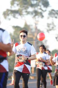 BIB: 788
                            <button type="button" onclick="openModal(6513977)" class="btn btn-primary btn-sm float-right btn-popup" data-toggle="modal" data-target=".modal-high-quality">
                        <i class="fas fa-shopping-cart"></i> Add to Cart
                    </button>
                                            <button type="button" onclick="isThisMe(6513977, true)" class="btn btn-success btn-sm float-right btn-popup btn-isme hidden" data-toggle="tooltip" data-placement="bottom" title="นี่คือรูปของคุณใช่ไหม คลิกที่นี่เพื่อเอาเข้าอัลบั้ม">
                        <i class="fas fa-plus"></i> Add to album
                    </button>
                    <button type="button" onclick="isThisMe(6513977, false)" class="btn btn-warning btn-sm float-right btn-popup btn-isnotme hidden">
                        <i class="fas fa-ban"></i> Remove from album
                    </button>