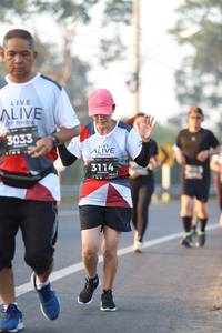 BIB: 3033, 3114
                            <button type="button" onclick="openModal(6513416)" class="btn btn-primary btn-sm float-right btn-popup" data-toggle="modal" data-target=".modal-high-quality">
                        <i class="fas fa-shopping-cart"></i> Add to Cart
                    </button>
                                            <button type="button" onclick="isThisMe(6513416, true)" class="btn btn-success btn-sm float-right btn-popup btn-isme hidden" data-toggle="tooltip" data-placement="bottom" title="นี่คือรูปของคุณใช่ไหม คลิกที่นี่เพื่อเอาเข้าอัลบั้ม">
                        <i class="fas fa-plus"></i> Add to album
                    </button>
                    <button type="button" onclick="isThisMe(6513416, false)" class="btn btn-warning btn-sm float-right btn-popup btn-isnotme hidden">
                        <i class="fas fa-ban"></i> Remove from album
                    </button>