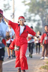 BIB: 3806
                            <button type="button" onclick="openModal(6514067)" class="btn btn-primary btn-sm float-right btn-popup" data-toggle="modal" data-target=".modal-high-quality">
                        <i class="fas fa-shopping-cart"></i> Add to Cart
                    </button>
                                            <button type="button" onclick="isThisMe(6514067, true)" class="btn btn-success btn-sm float-right btn-popup btn-isme hidden" data-toggle="tooltip" data-placement="bottom" title="นี่คือรูปของคุณใช่ไหม คลิกที่นี่เพื่อเอาเข้าอัลบั้ม">
                        <i class="fas fa-plus"></i> Add to album
                    </button>
                    <button type="button" onclick="isThisMe(6514067, false)" class="btn btn-warning btn-sm float-right btn-popup btn-isnotme hidden">
                        <i class="fas fa-ban"></i> Remove from album
                    </button>