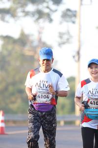 BIB: 4104, 410
                            <button type="button" onclick="openModal(6514252)" class="btn btn-primary btn-sm float-right btn-popup" data-toggle="modal" data-target=".modal-high-quality">
                        <i class="fas fa-shopping-cart"></i> Add to Cart
                    </button>
                                            <button type="button" onclick="isThisMe(6514252, true)" class="btn btn-success btn-sm float-right btn-popup btn-isme hidden" data-toggle="tooltip" data-placement="bottom" title="นี่คือรูปของคุณใช่ไหม คลิกที่นี่เพื่อเอาเข้าอัลบั้ม">
                        <i class="fas fa-plus"></i> Add to album
                    </button>
                    <button type="button" onclick="isThisMe(6514252, false)" class="btn btn-warning btn-sm float-right btn-popup btn-isnotme hidden">
                        <i class="fas fa-ban"></i> Remove from album
                    </button>