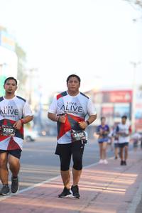 BIB: 3057, 3802
                            <button type="button" onclick="openModal(6514504)" class="btn btn-primary btn-sm float-right btn-popup" data-toggle="modal" data-target=".modal-high-quality">
                        <i class="fas fa-shopping-cart"></i> Add to Cart
                    </button>
                                            <button type="button" onclick="isThisMe(6514504, true)" class="btn btn-success btn-sm float-right btn-popup btn-isme hidden" data-toggle="tooltip" data-placement="bottom" title="นี่คือรูปของคุณใช่ไหม คลิกที่นี่เพื่อเอาเข้าอัลบั้ม">
                        <i class="fas fa-plus"></i> Add to album
                    </button>
                    <button type="button" onclick="isThisMe(6514504, false)" class="btn btn-warning btn-sm float-right btn-popup btn-isnotme hidden">
                        <i class="fas fa-ban"></i> Remove from album
                    </button>