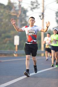 BIB: 6353
                            <button type="button" onclick="openModal(6513389)" class="btn btn-primary btn-sm float-right btn-popup" data-toggle="modal" data-target=".modal-high-quality">
                        <i class="fas fa-shopping-cart"></i> Add to Cart
                    </button>
                                            <button type="button" onclick="isThisMe(6513389, true)" class="btn btn-success btn-sm float-right btn-popup btn-isme hidden" data-toggle="tooltip" data-placement="bottom" title="นี่คือรูปของคุณใช่ไหม คลิกที่นี่เพื่อเอาเข้าอัลบั้ม">
                        <i class="fas fa-plus"></i> Add to album
                    </button>
                    <button type="button" onclick="isThisMe(6513389, false)" class="btn btn-warning btn-sm float-right btn-popup btn-isnotme hidden">
                        <i class="fas fa-ban"></i> Remove from album
                    </button>