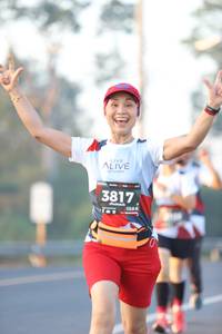 BIB: 3817, 128
                            <button type="button" onclick="openModal(6455212)" class="btn btn-primary btn-sm float-right btn-popup" data-toggle="modal" data-target=".modal-high-quality">
                        <i class="fas fa-shopping-cart"></i> Add to Cart
                    </button>
                                            <button type="button" onclick="isThisMe(6455212, true)" class="btn btn-success btn-sm float-right btn-popup btn-isme hidden" data-toggle="tooltip" data-placement="bottom" title="นี่คือรูปของคุณใช่ไหม คลิกที่นี่เพื่อเอาเข้าอัลบั้ม">
                        <i class="fas fa-plus"></i> Add to album
                    </button>
                    <button type="button" onclick="isThisMe(6455212, false)" class="btn btn-warning btn-sm float-right btn-popup btn-isnotme hidden">
                        <i class="fas fa-ban"></i> Remove from album
                    </button>