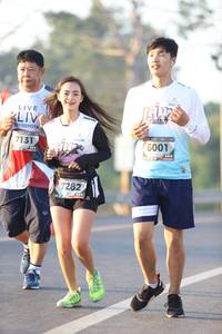 BIB: 7131, 6001, 7282
                            <button type="button" onclick="openModal(6514177)" class="btn btn-primary btn-sm float-right btn-popup" data-toggle="modal" data-target=".modal-high-quality">
                        <i class="fas fa-shopping-cart"></i> Add to Cart
                    </button>
                                            <button type="button" onclick="isThisMe(6514177, true)" class="btn btn-success btn-sm float-right btn-popup btn-isme hidden" data-toggle="tooltip" data-placement="bottom" title="นี่คือรูปของคุณใช่ไหม คลิกที่นี่เพื่อเอาเข้าอัลบั้ม">
                        <i class="fas fa-plus"></i> Add to album
                    </button>
                    <button type="button" onclick="isThisMe(6514177, false)" class="btn btn-warning btn-sm float-right btn-popup btn-isnotme hidden">
                        <i class="fas fa-ban"></i> Remove from album
                    </button>