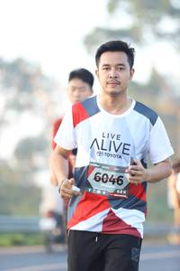 BIB: 6046
                            <button type="button" onclick="openModal(6513368)" class="btn btn-primary btn-sm float-right btn-popup" data-toggle="modal" data-target=".modal-high-quality">
                        <i class="fas fa-shopping-cart"></i> Add to Cart
                    </button>
                                            <button type="button" onclick="isThisMe(6513368, true)" class="btn btn-success btn-sm float-right btn-popup btn-isme hidden" data-toggle="tooltip" data-placement="bottom" title="นี่คือรูปของคุณใช่ไหม คลิกที่นี่เพื่อเอาเข้าอัลบั้ม">
                        <i class="fas fa-plus"></i> Add to album
                    </button>
                    <button type="button" onclick="isThisMe(6513368, false)" class="btn btn-warning btn-sm float-right btn-popup btn-isnotme hidden">
                        <i class="fas fa-ban"></i> Remove from album
                    </button>