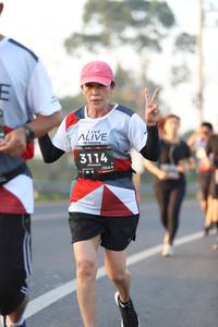 BIB: 3114, 128
                            <button type="button" onclick="openModal(6513418)" class="btn btn-primary btn-sm float-right btn-popup" data-toggle="modal" data-target=".modal-high-quality">
                        <i class="fas fa-shopping-cart"></i> Add to Cart
                    </button>
                                            <button type="button" onclick="isThisMe(6513418, true)" class="btn btn-success btn-sm float-right btn-popup btn-isme hidden" data-toggle="tooltip" data-placement="bottom" title="นี่คือรูปของคุณใช่ไหม คลิกที่นี่เพื่อเอาเข้าอัลบั้ม">
                        <i class="fas fa-plus"></i> Add to album
                    </button>
                    <button type="button" onclick="isThisMe(6513418, false)" class="btn btn-warning btn-sm float-right btn-popup btn-isnotme hidden">
                        <i class="fas fa-ban"></i> Remove from album
                    </button>