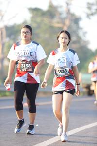 BIB: 3158, 6336
                            <button type="button" onclick="openModal(6514264)" class="btn btn-primary btn-sm float-right btn-popup" data-toggle="modal" data-target=".modal-high-quality">
                        <i class="fas fa-shopping-cart"></i> Add to Cart
                    </button>
                                            <button type="button" onclick="isThisMe(6514264, true)" class="btn btn-success btn-sm float-right btn-popup btn-isme hidden" data-toggle="tooltip" data-placement="bottom" title="นี่คือรูปของคุณใช่ไหม คลิกที่นี่เพื่อเอาเข้าอัลบั้ม">
                        <i class="fas fa-plus"></i> Add to album
                    </button>
                    <button type="button" onclick="isThisMe(6514264, false)" class="btn btn-warning btn-sm float-right btn-popup btn-isnotme hidden">
                        <i class="fas fa-ban"></i> Remove from album
                    </button>