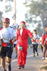 BIB: 7740, 806
                            <button type="button" onclick="openModal(6514064)" class="btn btn-primary btn-sm float-right btn-popup" data-toggle="modal" data-target=".modal-high-quality">
                        <i class="fas fa-shopping-cart"></i> Add to Cart
                    </button>
                                            <button type="button" onclick="isThisMe(6514064, true)" class="btn btn-success btn-sm float-right btn-popup btn-isme hidden" data-toggle="tooltip" data-placement="bottom" title="นี่คือรูปของคุณใช่ไหม คลิกที่นี่เพื่อเอาเข้าอัลบั้ม">
                        <i class="fas fa-plus"></i> Add to album
                    </button>
                    <button type="button" onclick="isThisMe(6514064, false)" class="btn btn-warning btn-sm float-right btn-popup btn-isnotme hidden">
                        <i class="fas fa-ban"></i> Remove from album
                    </button>