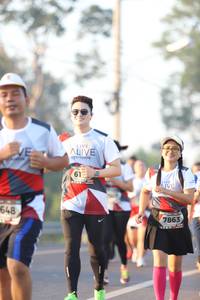 BIB: 648, 7863
                            <button type="button" onclick="openModal(6513971)" class="btn btn-primary btn-sm float-right btn-popup" data-toggle="modal" data-target=".modal-high-quality">
                        <i class="fas fa-shopping-cart"></i> Add to Cart
                    </button>
                                            <button type="button" onclick="isThisMe(6513971, true)" class="btn btn-success btn-sm float-right btn-popup btn-isme hidden" data-toggle="tooltip" data-placement="bottom" title="นี่คือรูปของคุณใช่ไหม คลิกที่นี่เพื่อเอาเข้าอัลบั้ม">
                        <i class="fas fa-plus"></i> Add to album
                    </button>
                    <button type="button" onclick="isThisMe(6513971, false)" class="btn btn-warning btn-sm float-right btn-popup btn-isnotme hidden">
                        <i class="fas fa-ban"></i> Remove from album
                    </button>