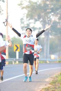 BIB: 2901
                            <button type="button" onclick="openModal(6455186)" class="btn btn-primary btn-sm float-right btn-popup" data-toggle="modal" data-target=".modal-high-quality">
                        <i class="fas fa-shopping-cart"></i> Add to Cart
                    </button>
                                            <button type="button" onclick="isThisMe(6455186, true)" class="btn btn-success btn-sm float-right btn-popup btn-isme hidden" data-toggle="tooltip" data-placement="bottom" title="นี่คือรูปของคุณใช่ไหม คลิกที่นี่เพื่อเอาเข้าอัลบั้ม">
                        <i class="fas fa-plus"></i> Add to album
                    </button>
                    <button type="button" onclick="isThisMe(6455186, false)" class="btn btn-warning btn-sm float-right btn-popup btn-isnotme hidden">
                        <i class="fas fa-ban"></i> Remove from album
                    </button>