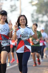 BIB: 7219, 6435
                            <button type="button" onclick="openModal(6513877)" class="btn btn-primary btn-sm float-right btn-popup" data-toggle="modal" data-target=".modal-high-quality">
                        <i class="fas fa-shopping-cart"></i> Add to Cart
                    </button>
                                            <button type="button" onclick="isThisMe(6513877, true)" class="btn btn-success btn-sm float-right btn-popup btn-isme hidden" data-toggle="tooltip" data-placement="bottom" title="นี่คือรูปของคุณใช่ไหม คลิกที่นี่เพื่อเอาเข้าอัลบั้ม">
                        <i class="fas fa-plus"></i> Add to album
                    </button>
                    <button type="button" onclick="isThisMe(6513877, false)" class="btn btn-warning btn-sm float-right btn-popup btn-isnotme hidden">
                        <i class="fas fa-ban"></i> Remove from album
                    </button>