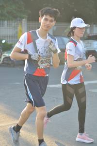 BIB: 6033
                            <button type="button" onclick="openModal(6480998)" class="btn btn-primary btn-sm float-right btn-popup" data-toggle="modal" data-target=".modal-high-quality">
                        <i class="fas fa-shopping-cart"></i> Add to Cart
                    </button>
                                            <button type="button" onclick="isThisMe(6480998, true)" class="btn btn-success btn-sm float-right btn-popup btn-isme hidden" data-toggle="tooltip" data-placement="bottom" title="นี่คือรูปของคุณใช่ไหม คลิกที่นี่เพื่อเอาเข้าอัลบั้ม">
                        <i class="fas fa-plus"></i> Add to album
                    </button>
                    <button type="button" onclick="isThisMe(6480998, false)" class="btn btn-warning btn-sm float-right btn-popup btn-isnotme hidden">
                        <i class="fas fa-ban"></i> Remove from album
                    </button>