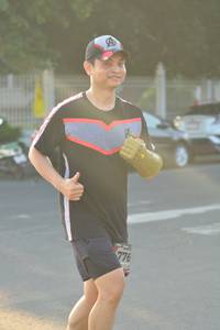 BIB: 776
                            <button type="button" onclick="openModal(6481044)" class="btn btn-primary btn-sm float-right btn-popup" data-toggle="modal" data-target=".modal-high-quality">
                        <i class="fas fa-shopping-cart"></i> Add to Cart
                    </button>
                                            <button type="button" onclick="isThisMe(6481044, true)" class="btn btn-success btn-sm float-right btn-popup btn-isme hidden" data-toggle="tooltip" data-placement="bottom" title="นี่คือรูปของคุณใช่ไหม คลิกที่นี่เพื่อเอาเข้าอัลบั้ม">
                        <i class="fas fa-plus"></i> Add to album
                    </button>
                    <button type="button" onclick="isThisMe(6481044, false)" class="btn btn-warning btn-sm float-right btn-popup btn-isnotme hidden">
                        <i class="fas fa-ban"></i> Remove from album
                    </button>