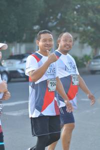 BIB: 712
                            <button type="button" onclick="openModal(6481506)" class="btn btn-primary btn-sm float-right btn-popup" data-toggle="modal" data-target=".modal-high-quality">
                        <i class="fas fa-shopping-cart"></i> Add to Cart
                    </button>
                                            <button type="button" onclick="isThisMe(6481506, true)" class="btn btn-success btn-sm float-right btn-popup btn-isme hidden" data-toggle="tooltip" data-placement="bottom" title="นี่คือรูปของคุณใช่ไหม คลิกที่นี่เพื่อเอาเข้าอัลบั้ม">
                        <i class="fas fa-plus"></i> Add to album
                    </button>
                    <button type="button" onclick="isThisMe(6481506, false)" class="btn btn-warning btn-sm float-right btn-popup btn-isnotme hidden">
                        <i class="fas fa-ban"></i> Remove from album
                    </button>