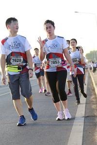 BIB: 7628, 7853, 296
                            <button type="button" onclick="openModal(6423997)" class="btn btn-primary btn-sm float-right btn-popup" data-toggle="modal" data-target=".modal-high-quality">
                        <i class="fas fa-shopping-cart"></i> Add to Cart
                    </button>
                                            <button type="button" onclick="isThisMe(6423997, true)" class="btn btn-success btn-sm float-right btn-popup btn-isme hidden" data-toggle="tooltip" data-placement="bottom" title="นี่คือรูปของคุณใช่ไหม คลิกที่นี่เพื่อเอาเข้าอัลบั้ม">
                        <i class="fas fa-plus"></i> Add to album
                    </button>
                    <button type="button" onclick="isThisMe(6423997, false)" class="btn btn-warning btn-sm float-right btn-popup btn-isnotme hidden">
                        <i class="fas fa-ban"></i> Remove from album
                    </button>