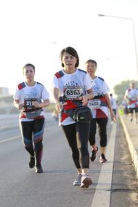 BIB: 6363, 310, 7438
                            <button type="button" onclick="openModal(6425614)" class="btn btn-primary btn-sm float-right btn-popup" data-toggle="modal" data-target=".modal-high-quality">
                        <i class="fas fa-shopping-cart"></i> Add to Cart
                    </button>
                                            <button type="button" onclick="isThisMe(6425614, true)" class="btn btn-success btn-sm float-right btn-popup btn-isme hidden" data-toggle="tooltip" data-placement="bottom" title="นี่คือรูปของคุณใช่ไหม คลิกที่นี่เพื่อเอาเข้าอัลบั้ม">
                        <i class="fas fa-plus"></i> Add to album
                    </button>
                    <button type="button" onclick="isThisMe(6425614, false)" class="btn btn-warning btn-sm float-right btn-popup btn-isnotme hidden">
                        <i class="fas fa-ban"></i> Remove from album
                    </button>