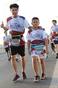 BIB: 7737, 7869
                            <button type="button" onclick="openModal(6424495)" class="btn btn-primary btn-sm float-right btn-popup" data-toggle="modal" data-target=".modal-high-quality">
                        <i class="fas fa-shopping-cart"></i> Add to Cart
                    </button>
                                            <button type="button" onclick="isThisMe(6424495, true)" class="btn btn-success btn-sm float-right btn-popup btn-isme hidden" data-toggle="tooltip" data-placement="bottom" title="นี่คือรูปของคุณใช่ไหม คลิกที่นี่เพื่อเอาเข้าอัลบั้ม">
                        <i class="fas fa-plus"></i> Add to album
                    </button>
                    <button type="button" onclick="isThisMe(6424495, false)" class="btn btn-warning btn-sm float-right btn-popup btn-isnotme hidden">
                        <i class="fas fa-ban"></i> Remove from album
                    </button>