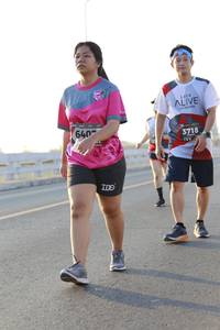 BIB: 640, 3718
                            <button type="button" onclick="openModal(6425606)" class="btn btn-primary btn-sm float-right btn-popup" data-toggle="modal" data-target=".modal-high-quality">
                        <i class="fas fa-shopping-cart"></i> Add to Cart
                    </button>
                                            <button type="button" onclick="isThisMe(6425606, true)" class="btn btn-success btn-sm float-right btn-popup btn-isme hidden" data-toggle="tooltip" data-placement="bottom" title="นี่คือรูปของคุณใช่ไหม คลิกที่นี่เพื่อเอาเข้าอัลบั้ม">
                        <i class="fas fa-plus"></i> Add to album
                    </button>
                    <button type="button" onclick="isThisMe(6425606, false)" class="btn btn-warning btn-sm float-right btn-popup btn-isnotme hidden">
                        <i class="fas fa-ban"></i> Remove from album
                    </button>