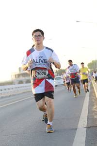 BIB: 7070
                            <button type="button" onclick="openModal(6423175)" class="btn btn-primary btn-sm float-right btn-popup" data-toggle="modal" data-target=".modal-high-quality">
                        <i class="fas fa-shopping-cart"></i> Add to Cart
                    </button>
                                            <button type="button" onclick="isThisMe(6423175, true)" class="btn btn-success btn-sm float-right btn-popup btn-isme hidden" data-toggle="tooltip" data-placement="bottom" title="นี่คือรูปของคุณใช่ไหม คลิกที่นี่เพื่อเอาเข้าอัลบั้ม">
                        <i class="fas fa-plus"></i> Add to album
                    </button>
                    <button type="button" onclick="isThisMe(6423175, false)" class="btn btn-warning btn-sm float-right btn-popup btn-isnotme hidden">
                        <i class="fas fa-ban"></i> Remove from album
                    </button>