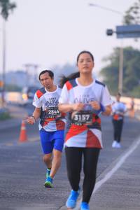 BIB: 2844, 3157
                            <button type="button" onclick="openModal(6387919)" class="btn btn-primary btn-sm float-right btn-popup" data-toggle="modal" data-target=".modal-high-quality">
                        <i class="fas fa-shopping-cart"></i> Add to Cart
                    </button>
                                            <button type="button" onclick="isThisMe(6387919, true)" class="btn btn-success btn-sm float-right btn-popup btn-isme hidden" data-toggle="tooltip" data-placement="bottom" title="นี่คือรูปของคุณใช่ไหม คลิกที่นี่เพื่อเอาเข้าอัลบั้ม">
                        <i class="fas fa-plus"></i> Add to album
                    </button>
                    <button type="button" onclick="isThisMe(6387919, false)" class="btn btn-warning btn-sm float-right btn-popup btn-isnotme hidden">
                        <i class="fas fa-ban"></i> Remove from album
                    </button>