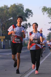 BIB: 2108, 2190
                            <button type="button" onclick="openModal(6386385)" class="btn btn-primary btn-sm float-right btn-popup" data-toggle="modal" data-target=".modal-high-quality">
                        <i class="fas fa-shopping-cart"></i> Add to Cart
                    </button>
                                            <button type="button" onclick="isThisMe(6386385, true)" class="btn btn-success btn-sm float-right btn-popup btn-isme hidden" data-toggle="tooltip" data-placement="bottom" title="นี่คือรูปของคุณใช่ไหม คลิกที่นี่เพื่อเอาเข้าอัลบั้ม">
                        <i class="fas fa-plus"></i> Add to album
                    </button>
                    <button type="button" onclick="isThisMe(6386385, false)" class="btn btn-warning btn-sm float-right btn-popup btn-isnotme hidden">
                        <i class="fas fa-ban"></i> Remove from album
                    </button>