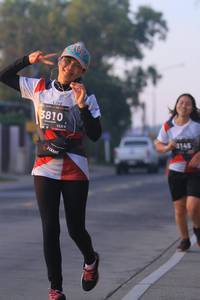 BIB: 3810, 145, 120
                            <button type="button" onclick="openModal(6387097)" class="btn btn-primary btn-sm float-right btn-popup" data-toggle="modal" data-target=".modal-high-quality">
                        <i class="fas fa-shopping-cart"></i> Add to Cart
                    </button>
                                            <button type="button" onclick="isThisMe(6387097, true)" class="btn btn-success btn-sm float-right btn-popup btn-isme hidden" data-toggle="tooltip" data-placement="bottom" title="นี่คือรูปของคุณใช่ไหม คลิกที่นี่เพื่อเอาเข้าอัลบั้ม">
                        <i class="fas fa-plus"></i> Add to album
                    </button>
                    <button type="button" onclick="isThisMe(6387097, false)" class="btn btn-warning btn-sm float-right btn-popup btn-isnotme hidden">
                        <i class="fas fa-ban"></i> Remove from album
                    </button>