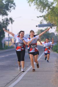 BIB: 2917, 3117, 2952
                            <button type="button" onclick="openModal(6388773)" class="btn btn-primary btn-sm float-right btn-popup" data-toggle="modal" data-target=".modal-high-quality">
                        <i class="fas fa-shopping-cart"></i> Add to Cart
                    </button>
                                            <button type="button" onclick="isThisMe(6388773, true)" class="btn btn-success btn-sm float-right btn-popup btn-isme hidden" data-toggle="tooltip" data-placement="bottom" title="นี่คือรูปของคุณใช่ไหม คลิกที่นี่เพื่อเอาเข้าอัลบั้ม">
                        <i class="fas fa-plus"></i> Add to album
                    </button>
                    <button type="button" onclick="isThisMe(6388773, false)" class="btn btn-warning btn-sm float-right btn-popup btn-isnotme hidden">
                        <i class="fas fa-ban"></i> Remove from album
                    </button>