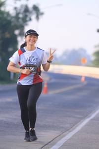 BIB: 136
                            <button type="button" onclick="openModal(6390986)" class="btn btn-primary btn-sm float-right btn-popup" data-toggle="modal" data-target=".modal-high-quality">
                        <i class="fas fa-shopping-cart"></i> Add to Cart
                    </button>
                                            <button type="button" onclick="isThisMe(6390986, true)" class="btn btn-success btn-sm float-right btn-popup btn-isme hidden" data-toggle="tooltip" data-placement="bottom" title="นี่คือรูปของคุณใช่ไหม คลิกที่นี่เพื่อเอาเข้าอัลบั้ม">
                        <i class="fas fa-plus"></i> Add to album
                    </button>
                    <button type="button" onclick="isThisMe(6390986, false)" class="btn btn-warning btn-sm float-right btn-popup btn-isnotme hidden">
                        <i class="fas fa-ban"></i> Remove from album
                    </button>