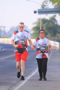 BIB: 3780, 3904
                            <button type="button" onclick="openModal(6391239)" class="btn btn-primary btn-sm float-right btn-popup" data-toggle="modal" data-target=".modal-high-quality">
                        <i class="fas fa-shopping-cart"></i> Add to Cart
                    </button>
                                            <button type="button" onclick="isThisMe(6391239, true)" class="btn btn-success btn-sm float-right btn-popup btn-isme hidden" data-toggle="tooltip" data-placement="bottom" title="นี่คือรูปของคุณใช่ไหม คลิกที่นี่เพื่อเอาเข้าอัลบั้ม">
                        <i class="fas fa-plus"></i> Add to album
                    </button>
                    <button type="button" onclick="isThisMe(6391239, false)" class="btn btn-warning btn-sm float-right btn-popup btn-isnotme hidden">
                        <i class="fas fa-ban"></i> Remove from album
                    </button>