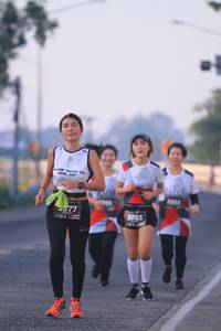 BIB: 3902, 877, 3083
                            <button type="button" onclick="openModal(6388120)" class="btn btn-primary btn-sm float-right btn-popup" data-toggle="modal" data-target=".modal-high-quality">
                        <i class="fas fa-shopping-cart"></i> Add to Cart
                    </button>
                                            <button type="button" onclick="isThisMe(6388120, true)" class="btn btn-success btn-sm float-right btn-popup btn-isme hidden" data-toggle="tooltip" data-placement="bottom" title="นี่คือรูปของคุณใช่ไหม คลิกที่นี่เพื่อเอาเข้าอัลบั้ม">
                        <i class="fas fa-plus"></i> Add to album
                    </button>
                    <button type="button" onclick="isThisMe(6388120, false)" class="btn btn-warning btn-sm float-right btn-popup btn-isnotme hidden">
                        <i class="fas fa-ban"></i> Remove from album
                    </button>