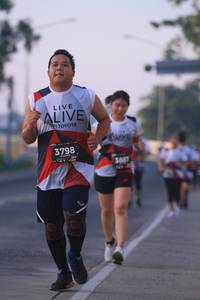 BIB: 3798, 124, 3887
                            <button type="button" onclick="openModal(6386603)" class="btn btn-primary btn-sm float-right btn-popup" data-toggle="modal" data-target=".modal-high-quality">
                        <i class="fas fa-shopping-cart"></i> Add to Cart
                    </button>
                                            <button type="button" onclick="isThisMe(6386603, true)" class="btn btn-success btn-sm float-right btn-popup btn-isme hidden" data-toggle="tooltip" data-placement="bottom" title="นี่คือรูปของคุณใช่ไหม คลิกที่นี่เพื่อเอาเข้าอัลบั้ม">
                        <i class="fas fa-plus"></i> Add to album
                    </button>
                    <button type="button" onclick="isThisMe(6386603, false)" class="btn btn-warning btn-sm float-right btn-popup btn-isnotme hidden">
                        <i class="fas fa-ban"></i> Remove from album
                    </button>