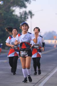 BIB: 3902, 3083
                            <button type="button" onclick="openModal(6388208)" class="btn btn-primary btn-sm float-right btn-popup" data-toggle="modal" data-target=".modal-high-quality">
                        <i class="fas fa-shopping-cart"></i> Add to Cart
                    </button>
                                            <button type="button" onclick="isThisMe(6388208, true)" class="btn btn-success btn-sm float-right btn-popup btn-isme hidden" data-toggle="tooltip" data-placement="bottom" title="นี่คือรูปของคุณใช่ไหม คลิกที่นี่เพื่อเอาเข้าอัลบั้ม">
                        <i class="fas fa-plus"></i> Add to album
                    </button>
                    <button type="button" onclick="isThisMe(6388208, false)" class="btn btn-warning btn-sm float-right btn-popup btn-isnotme hidden">
                        <i class="fas fa-ban"></i> Remove from album
                    </button>