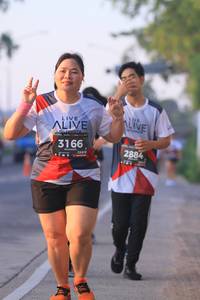 BIB: 3166, 2884, 128
                            <button type="button" onclick="openModal(6388941)" class="btn btn-primary btn-sm float-right btn-popup" data-toggle="modal" data-target=".modal-high-quality">
                        <i class="fas fa-shopping-cart"></i> Add to Cart
                    </button>
                                            <button type="button" onclick="isThisMe(6388941, true)" class="btn btn-success btn-sm float-right btn-popup btn-isme hidden" data-toggle="tooltip" data-placement="bottom" title="นี่คือรูปของคุณใช่ไหม คลิกที่นี่เพื่อเอาเข้าอัลบั้ม">
                        <i class="fas fa-plus"></i> Add to album
                    </button>
                    <button type="button" onclick="isThisMe(6388941, false)" class="btn btn-warning btn-sm float-right btn-popup btn-isnotme hidden">
                        <i class="fas fa-ban"></i> Remove from album
                    </button>