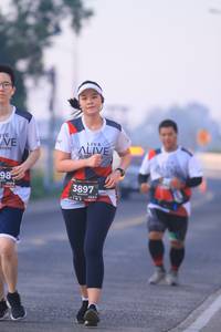 BIB: 3897
                            <button type="button" onclick="openModal(6385665)" class="btn btn-primary btn-sm float-right btn-popup" data-toggle="modal" data-target=".modal-high-quality">
                        <i class="fas fa-shopping-cart"></i> Add to Cart
                    </button>
                                            <button type="button" onclick="isThisMe(6385665, true)" class="btn btn-success btn-sm float-right btn-popup btn-isme hidden" data-toggle="tooltip" data-placement="bottom" title="นี่คือรูปของคุณใช่ไหม คลิกที่นี่เพื่อเอาเข้าอัลบั้ม">
                        <i class="fas fa-plus"></i> Add to album
                    </button>
                    <button type="button" onclick="isThisMe(6385665, false)" class="btn btn-warning btn-sm float-right btn-popup btn-isnotme hidden">
                        <i class="fas fa-ban"></i> Remove from album
                    </button>