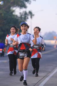 BIB: 3902, 3083
                            <button type="button" onclick="openModal(6388234)" class="btn btn-primary btn-sm float-right btn-popup" data-toggle="modal" data-target=".modal-high-quality">
                        <i class="fas fa-shopping-cart"></i> Add to Cart
                    </button>
                                            <button type="button" onclick="isThisMe(6388234, true)" class="btn btn-success btn-sm float-right btn-popup btn-isme hidden" data-toggle="tooltip" data-placement="bottom" title="นี่คือรูปของคุณใช่ไหม คลิกที่นี่เพื่อเอาเข้าอัลบั้ม">
                        <i class="fas fa-plus"></i> Add to album
                    </button>
                    <button type="button" onclick="isThisMe(6388234, false)" class="btn btn-warning btn-sm float-right btn-popup btn-isnotme hidden">
                        <i class="fas fa-ban"></i> Remove from album
                    </button>