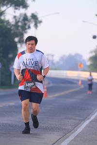 BIB: 3800
                            <button type="button" onclick="openModal(6387688)" class="btn btn-primary btn-sm float-right btn-popup" data-toggle="modal" data-target=".modal-high-quality">
                        <i class="fas fa-shopping-cart"></i> Add to Cart
                    </button>
                                            <button type="button" onclick="isThisMe(6387688, true)" class="btn btn-success btn-sm float-right btn-popup btn-isme hidden" data-toggle="tooltip" data-placement="bottom" title="นี่คือรูปของคุณใช่ไหม คลิกที่นี่เพื่อเอาเข้าอัลบั้ม">
                        <i class="fas fa-plus"></i> Add to album
                    </button>
                    <button type="button" onclick="isThisMe(6387688, false)" class="btn btn-warning btn-sm float-right btn-popup btn-isnotme hidden">
                        <i class="fas fa-ban"></i> Remove from album
                    </button>