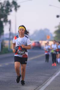 BIB: 3141
                            <button type="button" onclick="openModal(6388101)" class="btn btn-primary btn-sm float-right btn-popup" data-toggle="modal" data-target=".modal-high-quality">
                        <i class="fas fa-shopping-cart"></i> Add to Cart
                    </button>
                                            <button type="button" onclick="isThisMe(6388101, true)" class="btn btn-success btn-sm float-right btn-popup btn-isme hidden" data-toggle="tooltip" data-placement="bottom" title="นี่คือรูปของคุณใช่ไหม คลิกที่นี่เพื่อเอาเข้าอัลบั้ม">
                        <i class="fas fa-plus"></i> Add to album
                    </button>
                    <button type="button" onclick="isThisMe(6388101, false)" class="btn btn-warning btn-sm float-right btn-popup btn-isnotme hidden">
                        <i class="fas fa-ban"></i> Remove from album
                    </button>