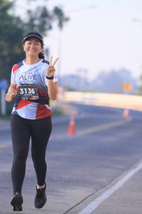 BIB: 3136
                            <button type="button" onclick="openModal(6390994)" class="btn btn-primary btn-sm float-right btn-popup" data-toggle="modal" data-target=".modal-high-quality">
                        <i class="fas fa-shopping-cart"></i> Add to Cart
                    </button>
                                            <button type="button" onclick="isThisMe(6390994, true)" class="btn btn-success btn-sm float-right btn-popup btn-isme hidden" data-toggle="tooltip" data-placement="bottom" title="นี่คือรูปของคุณใช่ไหม คลิกที่นี่เพื่อเอาเข้าอัลบั้ม">
                        <i class="fas fa-plus"></i> Add to album
                    </button>
                    <button type="button" onclick="isThisMe(6390994, false)" class="btn btn-warning btn-sm float-right btn-popup btn-isnotme hidden">
                        <i class="fas fa-ban"></i> Remove from album
                    </button>