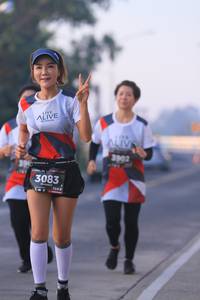 BIB: 3902, 3083, 128
                            <button type="button" onclick="openModal(6388239)" class="btn btn-primary btn-sm float-right btn-popup" data-toggle="modal" data-target=".modal-high-quality">
                        <i class="fas fa-shopping-cart"></i> Add to Cart
                    </button>
                                            <button type="button" onclick="isThisMe(6388239, true)" class="btn btn-success btn-sm float-right btn-popup btn-isme hidden" data-toggle="tooltip" data-placement="bottom" title="นี่คือรูปของคุณใช่ไหม คลิกที่นี่เพื่อเอาเข้าอัลบั้ม">
                        <i class="fas fa-plus"></i> Add to album
                    </button>
                    <button type="button" onclick="isThisMe(6388239, false)" class="btn btn-warning btn-sm float-right btn-popup btn-isnotme hidden">
                        <i class="fas fa-ban"></i> Remove from album
                    </button>