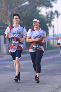 BIB: 3698, 3897
                            <button type="button" onclick="openModal(6385722)" class="btn btn-primary btn-sm float-right btn-popup" data-toggle="modal" data-target=".modal-high-quality">
                        <i class="fas fa-shopping-cart"></i> Add to Cart
                    </button>
                                            <button type="button" onclick="isThisMe(6385722, true)" class="btn btn-success btn-sm float-right btn-popup btn-isme hidden" data-toggle="tooltip" data-placement="bottom" title="นี่คือรูปของคุณใช่ไหม คลิกที่นี่เพื่อเอาเข้าอัลบั้ม">
                        <i class="fas fa-plus"></i> Add to album
                    </button>
                    <button type="button" onclick="isThisMe(6385722, false)" class="btn btn-warning btn-sm float-right btn-popup btn-isnotme hidden">
                        <i class="fas fa-ban"></i> Remove from album
                    </button>