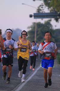 BIB: 2635, 2985, 2887
                            <button type="button" onclick="openModal(6386209)" class="btn btn-primary btn-sm float-right btn-popup" data-toggle="modal" data-target=".modal-high-quality">
                        <i class="fas fa-shopping-cart"></i> Add to Cart
                    </button>
                                            <button type="button" onclick="isThisMe(6386209, true)" class="btn btn-success btn-sm float-right btn-popup btn-isme hidden" data-toggle="tooltip" data-placement="bottom" title="นี่คือรูปของคุณใช่ไหม คลิกที่นี่เพื่อเอาเข้าอัลบั้ม">
                        <i class="fas fa-plus"></i> Add to album
                    </button>
                    <button type="button" onclick="isThisMe(6386209, false)" class="btn btn-warning btn-sm float-right btn-popup btn-isnotme hidden">
                        <i class="fas fa-ban"></i> Remove from album
                    </button>