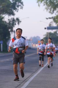 BIB: 2941
                            <button type="button" onclick="openModal(6386032)" class="btn btn-primary btn-sm float-right btn-popup" data-toggle="modal" data-target=".modal-high-quality">
                        <i class="fas fa-shopping-cart"></i> Add to Cart
                    </button>
                                            <button type="button" onclick="isThisMe(6386032, true)" class="btn btn-success btn-sm float-right btn-popup btn-isme hidden" data-toggle="tooltip" data-placement="bottom" title="นี่คือรูปของคุณใช่ไหม คลิกที่นี่เพื่อเอาเข้าอัลบั้ม">
                        <i class="fas fa-plus"></i> Add to album
                    </button>
                    <button type="button" onclick="isThisMe(6386032, false)" class="btn btn-warning btn-sm float-right btn-popup btn-isnotme hidden">
                        <i class="fas fa-ban"></i> Remove from album
                    </button>