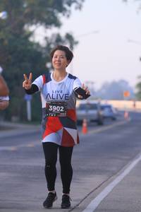 BIB: 3902
                            <button type="button" onclick="openModal(6388283)" class="btn btn-primary btn-sm float-right btn-popup" data-toggle="modal" data-target=".modal-high-quality">
                        <i class="fas fa-shopping-cart"></i> Add to Cart
                    </button>
                                            <button type="button" onclick="isThisMe(6388283, true)" class="btn btn-success btn-sm float-right btn-popup btn-isme hidden" data-toggle="tooltip" data-placement="bottom" title="นี่คือรูปของคุณใช่ไหม คลิกที่นี่เพื่อเอาเข้าอัลบั้ม">
                        <i class="fas fa-plus"></i> Add to album
                    </button>
                    <button type="button" onclick="isThisMe(6388283, false)" class="btn btn-warning btn-sm float-right btn-popup btn-isnotme hidden">
                        <i class="fas fa-ban"></i> Remove from album
                    </button>