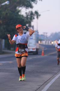 BIB: 2199
                            <button type="button" onclick="openModal(6385902)" class="btn btn-primary btn-sm float-right btn-popup" data-toggle="modal" data-target=".modal-high-quality">
                        <i class="fas fa-shopping-cart"></i> Add to Cart
                    </button>
                                            <button type="button" onclick="isThisMe(6385902, true)" class="btn btn-success btn-sm float-right btn-popup btn-isme hidden" data-toggle="tooltip" data-placement="bottom" title="นี่คือรูปของคุณใช่ไหม คลิกที่นี่เพื่อเอาเข้าอัลบั้ม">
                        <i class="fas fa-plus"></i> Add to album
                    </button>
                    <button type="button" onclick="isThisMe(6385902, false)" class="btn btn-warning btn-sm float-right btn-popup btn-isnotme hidden">
                        <i class="fas fa-ban"></i> Remove from album
                    </button>