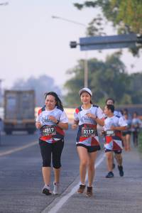 BIB: 2917, 3117, 2952
                            <button type="button" onclick="openModal(6388730)" class="btn btn-primary btn-sm float-right btn-popup" data-toggle="modal" data-target=".modal-high-quality">
                        <i class="fas fa-shopping-cart"></i> Add to Cart
                    </button>
                                            <button type="button" onclick="isThisMe(6388730, true)" class="btn btn-success btn-sm float-right btn-popup btn-isme hidden" data-toggle="tooltip" data-placement="bottom" title="นี่คือรูปของคุณใช่ไหม คลิกที่นี่เพื่อเอาเข้าอัลบั้ม">
                        <i class="fas fa-plus"></i> Add to album
                    </button>
                    <button type="button" onclick="isThisMe(6388730, false)" class="btn btn-warning btn-sm float-right btn-popup btn-isnotme hidden">
                        <i class="fas fa-ban"></i> Remove from album
                    </button>