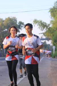 BIB: 3105, 2884, 7201
                            <button type="button" onclick="openModal(6388967)" class="btn btn-primary btn-sm float-right btn-popup" data-toggle="modal" data-target=".modal-high-quality">
                        <i class="fas fa-shopping-cart"></i> Add to Cart
                    </button>
                                            <button type="button" onclick="isThisMe(6388967, true)" class="btn btn-success btn-sm float-right btn-popup btn-isme hidden" data-toggle="tooltip" data-placement="bottom" title="นี่คือรูปของคุณใช่ไหม คลิกที่นี่เพื่อเอาเข้าอัลบั้ม">
                        <i class="fas fa-plus"></i> Add to album
                    </button>
                    <button type="button" onclick="isThisMe(6388967, false)" class="btn btn-warning btn-sm float-right btn-popup btn-isnotme hidden">
                        <i class="fas fa-ban"></i> Remove from album
                    </button>